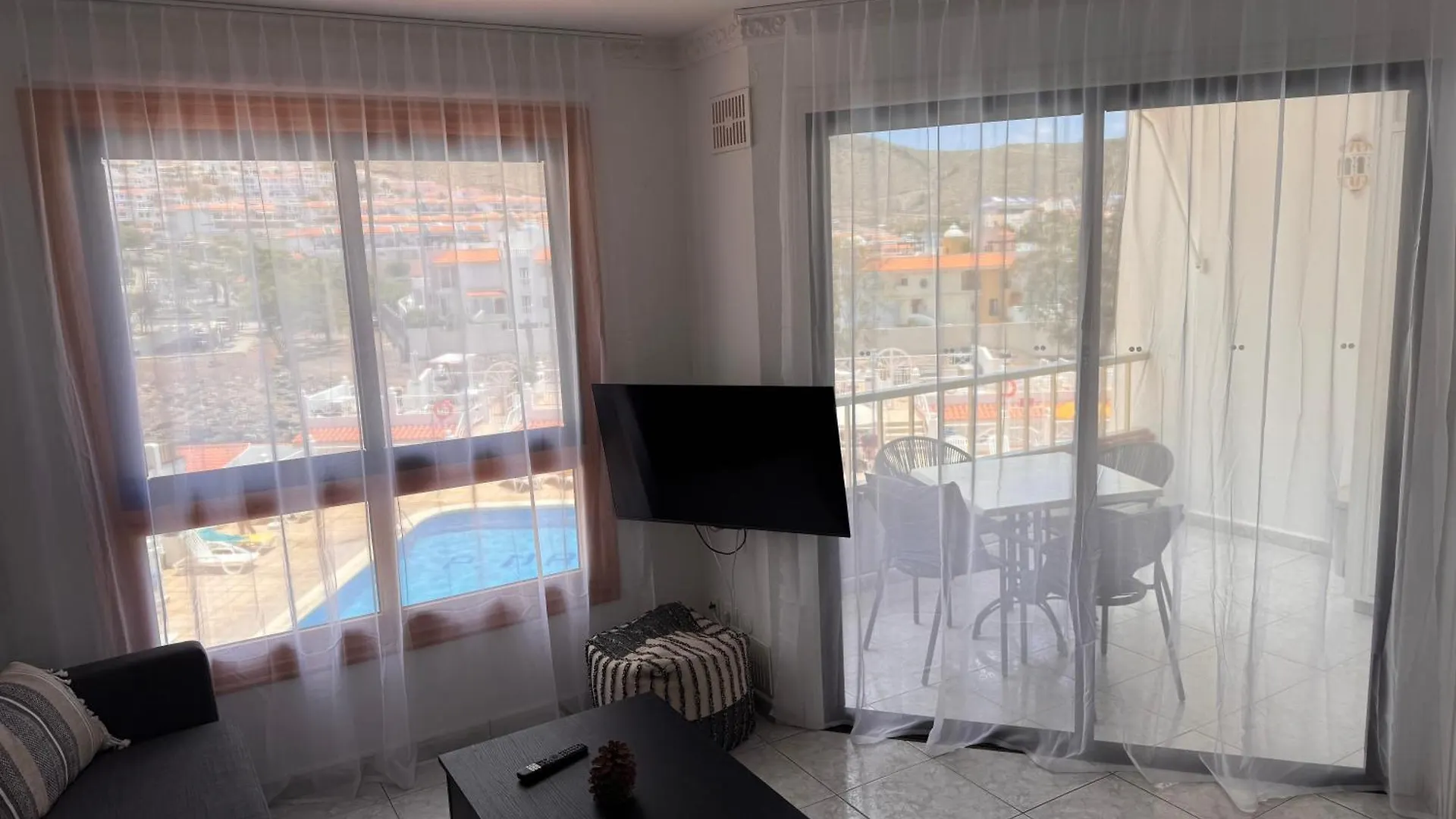Los Cristianos Holiday Apartment Arona   Arona (Tenerife)